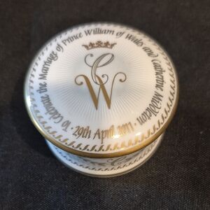The Royal Collection Trinket Box Of Wedding, William And Cate 29th Of April 2011